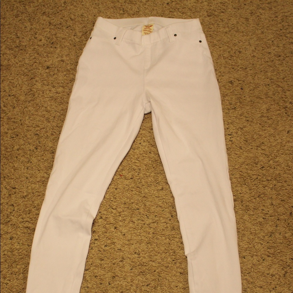 White jeggings